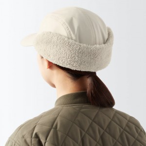 White Muji Water Repellent Boa Fleece Women Caps | FL5D3P35R